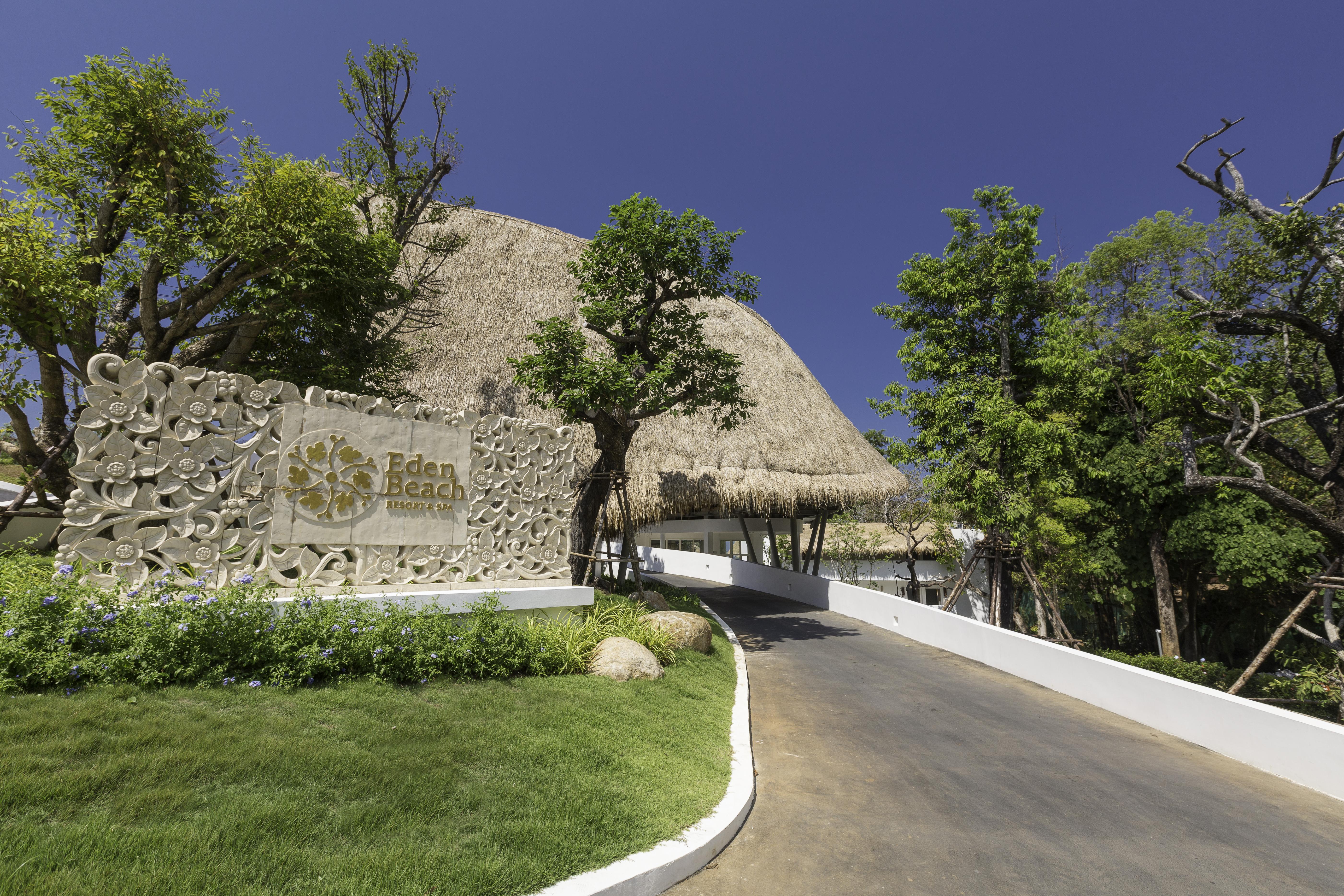 Eden Beach Khaolak Resort And Spa A Lopesan Collection Hotel - Sha Extra Plus Као-Лак Екстер'єр фото Entrance