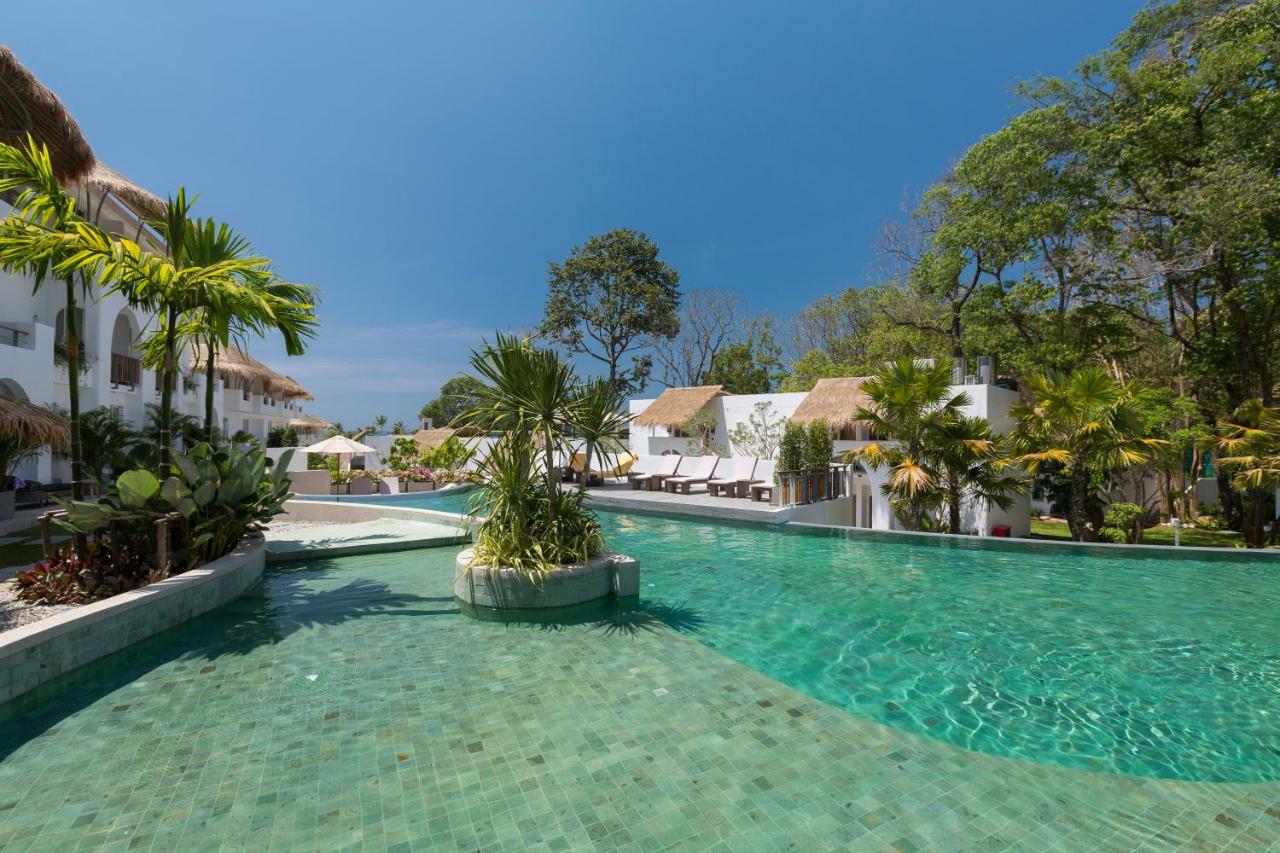 Eden Beach Khaolak Resort And Spa A Lopesan Collection Hotel - Sha Extra Plus Као-Лак Екстер'єр фото The swimming pool at the resort