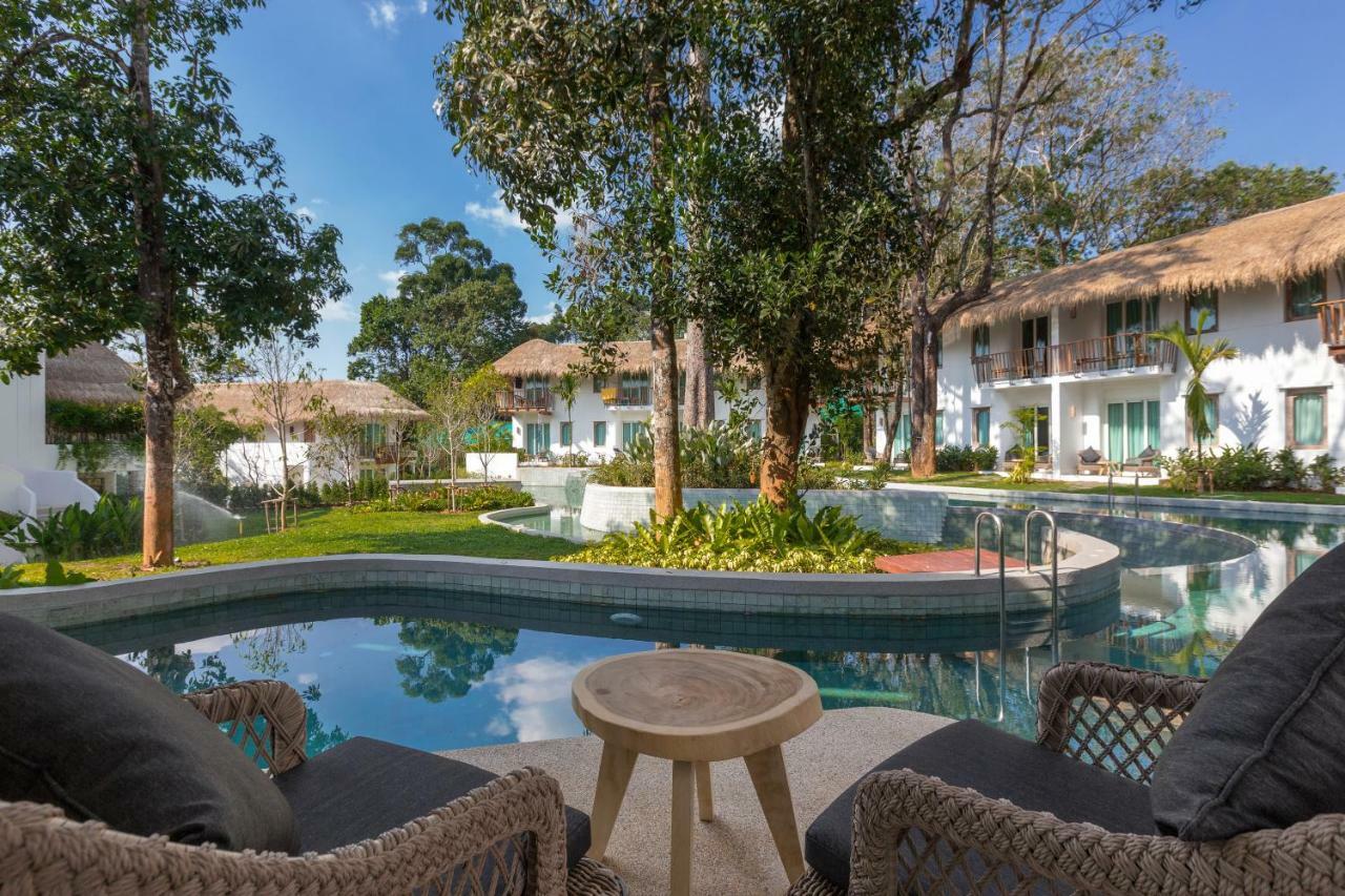 Eden Beach Khaolak Resort And Spa A Lopesan Collection Hotel - Sha Extra Plus Као-Лак Екстер'єр фото The Village Pool