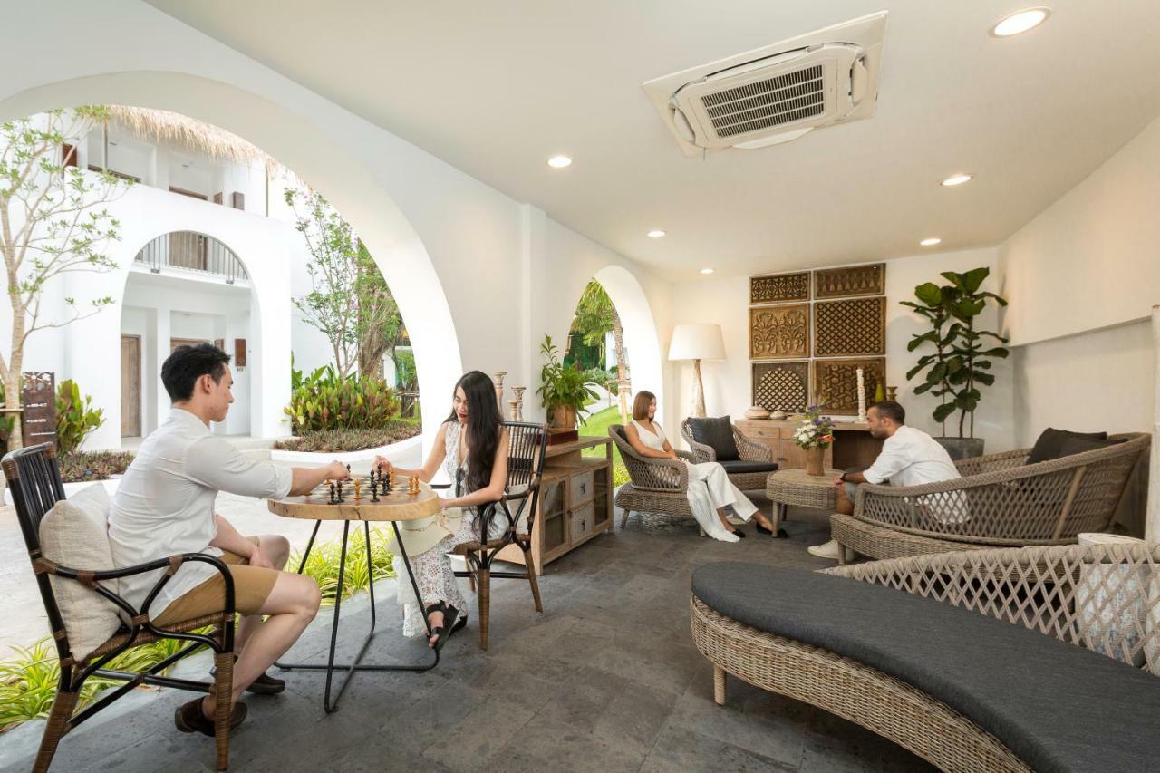 Eden Beach Khaolak Resort And Spa A Lopesan Collection Hotel - Sha Extra Plus Као-Лак Екстер'єр фото The interior of the hotel